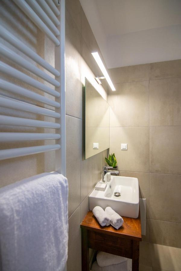 Aurelia Sea View Loft Apartment *